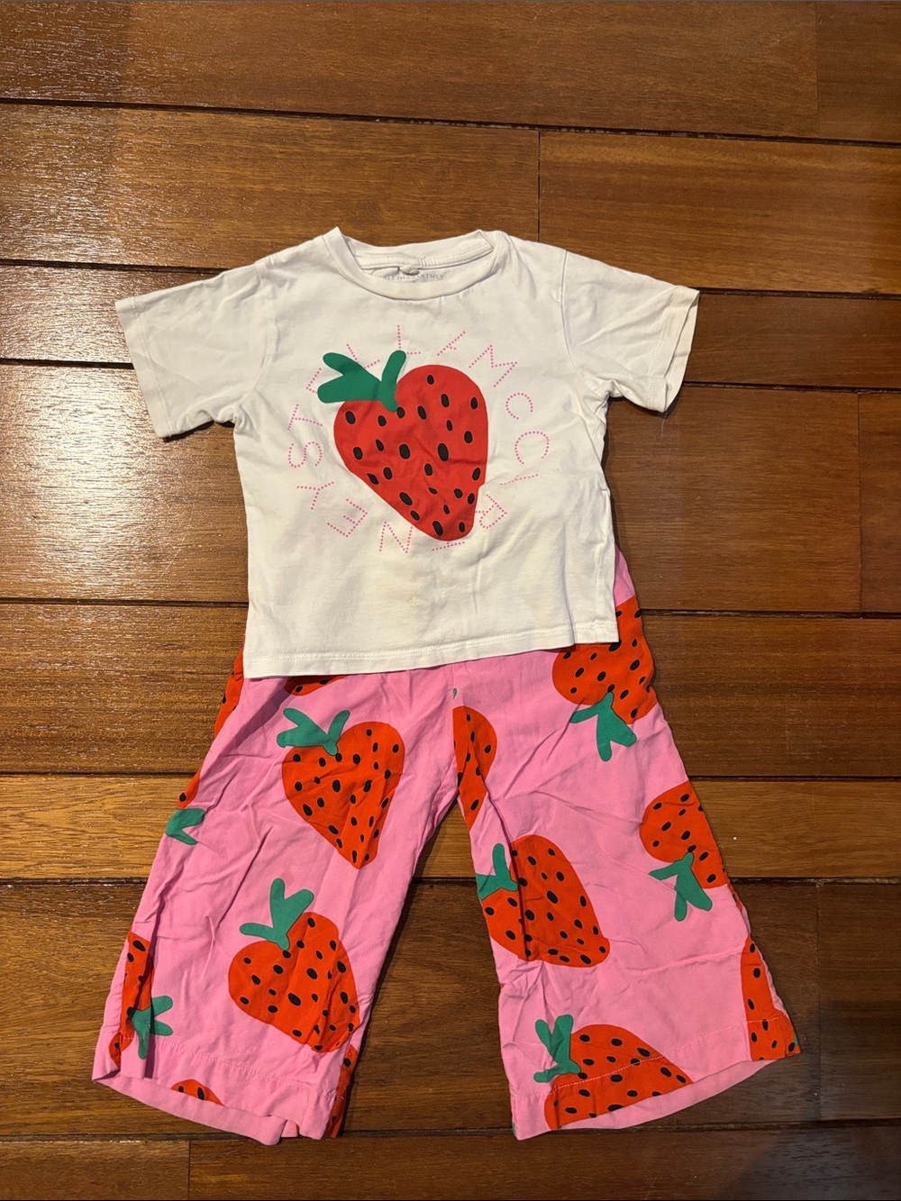 Stella McCartney Strawberry Heart Print Tee and Culotte Set Size 3